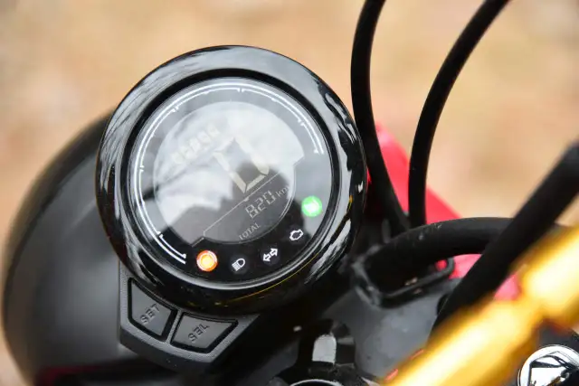 2024 Honda CT 125 plus gear in Dirt Bikes & Motocross in Renfrew - Image 3