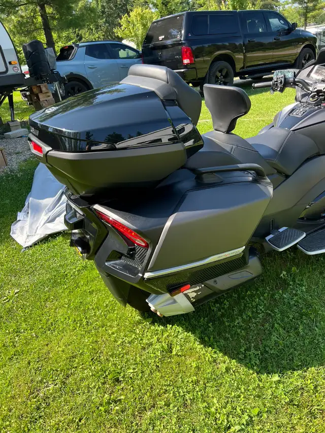 2023 Can Am Spyder RT Limited with addons in Touring in St. Catharines - Image 10