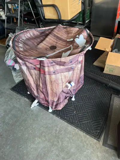  100 gallon collapsible rain barrel – new, View more