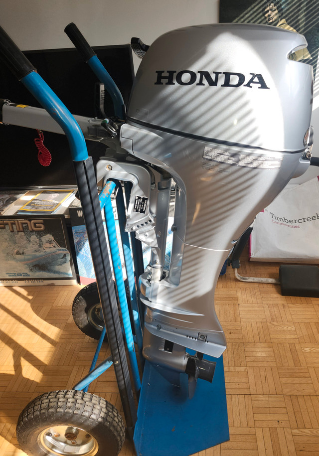 Honda 9.9 Outboard Extra Long Shaft in Other in Ottawa - Image 3