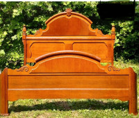 ISO- Lexington king Victorian Sampler/Mansion headboard/bedframe