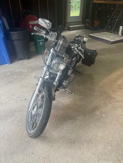 Selling my 1997 Harley Davidson Sportster XL1200C due to upgrading. I have owned the bike for the la...