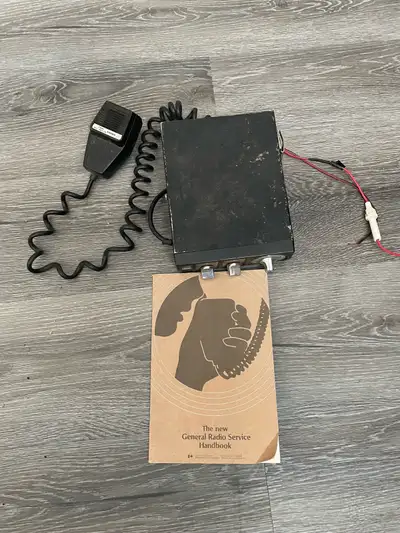Selling a used Cobra CB radio with microphone and The New General Radio Service Handbook. This unit...