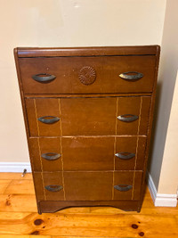 Antique Dresser in good condition