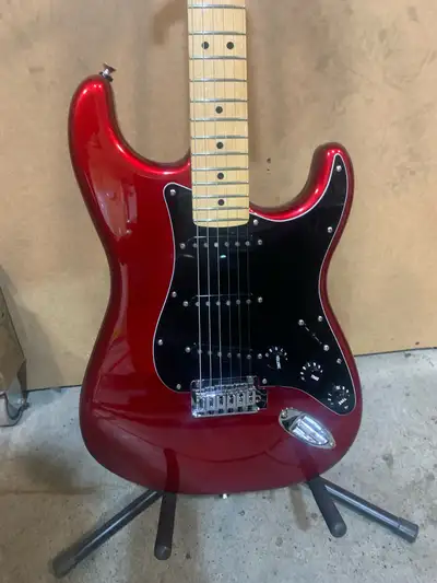 Fender Strat Player, View more