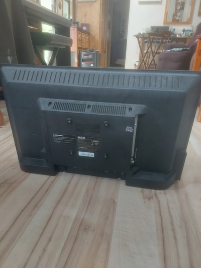 RCA 24 inch FLAT SCREEN TV FOR SALE, View more