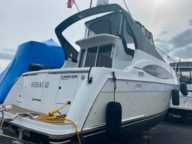 Bateau Carver 350 mariner à vendre in Powerboats & Motorboats in West Island - Image 2