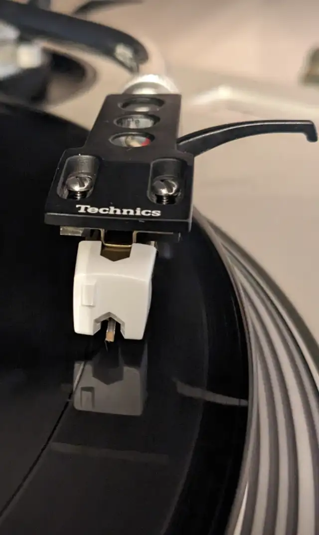 Technics headshell with Stanton 500 cartridge, new stylus in Performance & DJ Equipment in City of Toronto - Image 3