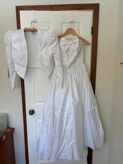 Strapless white wedding gown with bolero jacket. Size 9. Lalique designs -Hildegarde Sausik. Bead an...