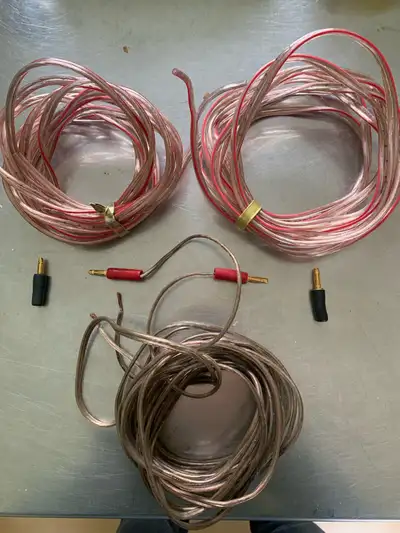 2 X 12’ - Speaker Cables 1 X 16’ - Speaker Cable 4- cable speaker connectors (blk / red)