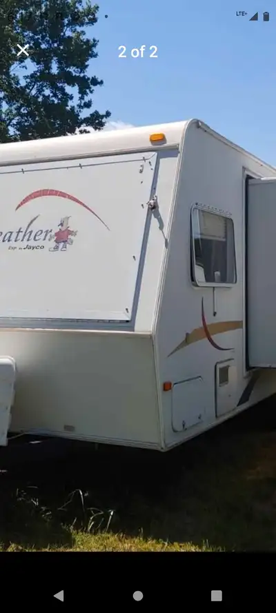 Looking for a spot to park my RV. Will pay cash for you to let me stay there or I'm willing to be se...