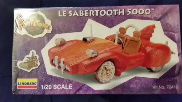 THE  FLINTSTONES,SABERTOOTH 5000 Car ,MODEL KIT  1993 LINDBERG in Arts & Collectibles in City of Montréal - Image 2