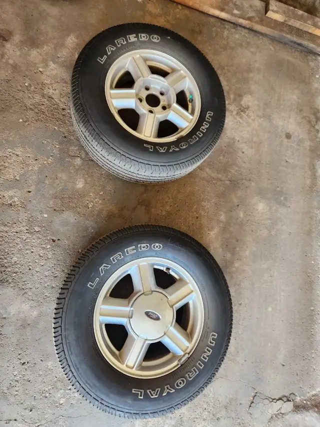 2003 Ford escape tires and rims in Tires & Rims in Edmonton - Image 4