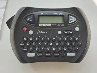 Étiqueteuse portable personnelle Brother PT-700B, View more