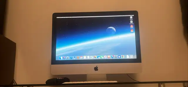 iMac computer in Desktop Computers in Windsor Region - Image 2