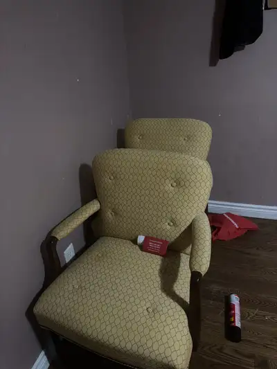 chaise à vendre 3 , View more