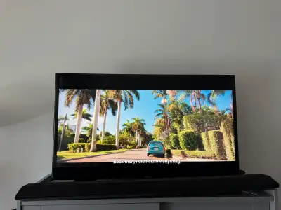 Samsung Smart 4K TV 40 inch UN40N5200, View more