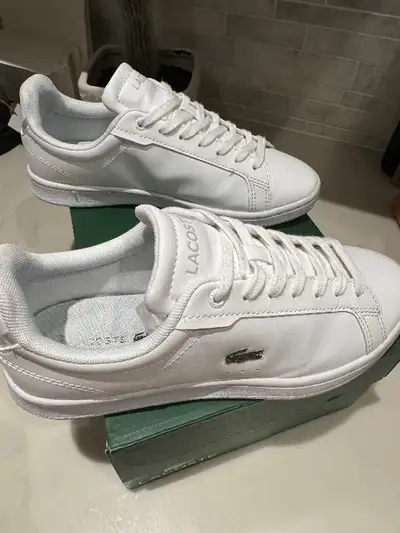 Lacoste youth runners, View more