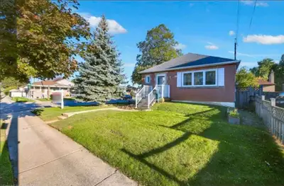 2+Den Basement Apartment for Rent – Hamilton