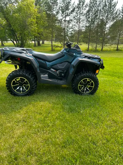 2018 Can am Max Limited 1000r *LIKE NEW ONLY 502 miles* Estate sale *Loaded* Factory 2 up seat Fox a...