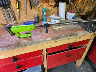 Taille bordure a batterie, View more