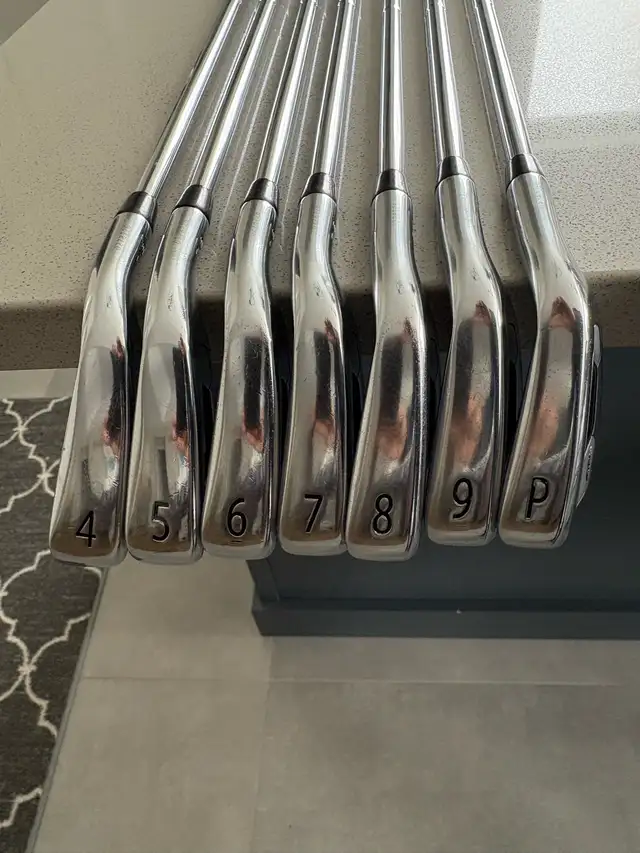 Titleist 718 AP3 Iron Set - Golf clubs in Golf in St. Catharines - Image 5