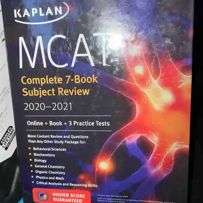 Full edition of 2020-2021 Kaplan set for MCAT prep. No notations and gently used.