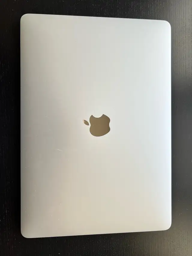 MacBook Pro 13 2017 Screen Defeat in Laptops in Kitchener / Waterloo - Image 3