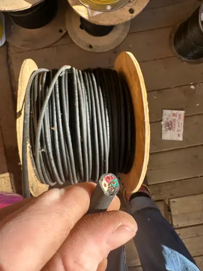 Selling a whole bunch of 16 awg wire, I have quite a few rolls of 16/1, a roll of 16/2, 2 rolls of 1...