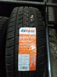 Lt245/70R17 tire