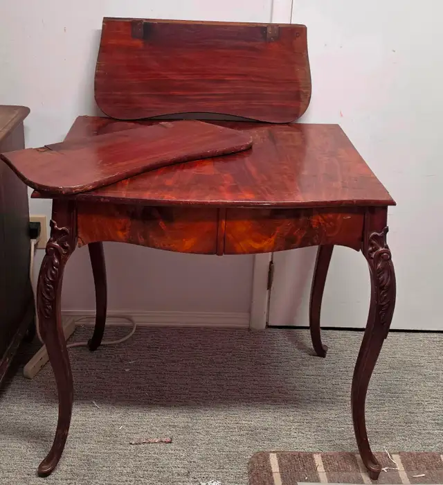 Antique Mahogany Veneer Table/Desk