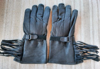 Womens lined Fringed Deerskin Gauntlet Gloves
