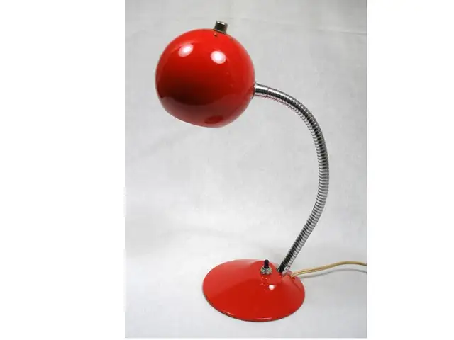 Vintage lampe de table Eyeball Space Age Table Lamp in Indoor Lighting & Fans in Laval / North Shore - Image 4