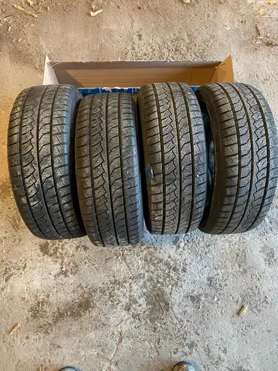 Set of Farroad FRD79 Winter Tires 205/55R16 - 5x114.3 Bolt Pattern with 64.1 mm Centre Bore - Fits H...