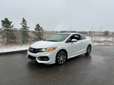 Up for sale is my 2014 Honda Civic Si HFP it has a 6 speed manual transmission and a 2.4L VTECH it c...