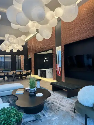 1 bedroom on 5th floor
