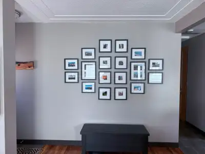 Picture gallery frames, View more