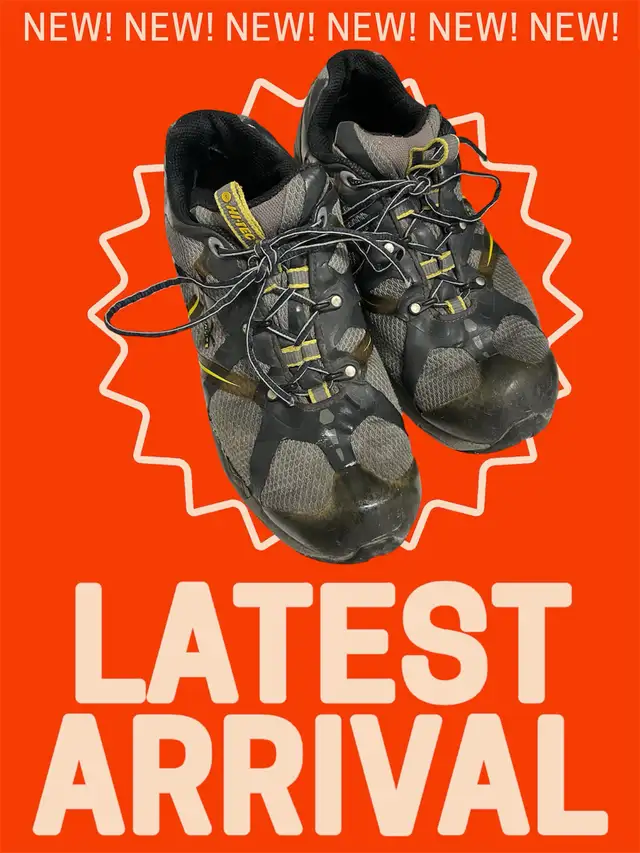 Hi-Tec Hiking Shoes - Size 9 in Men's Shoes in City of Toronto - Image 2