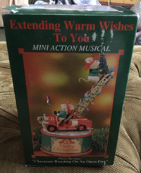 1994 ENESCO Mice Fire Truck Firemen Christmas Music Box w/Box