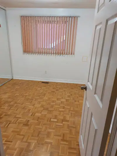 BIG ROOM FOR RENT