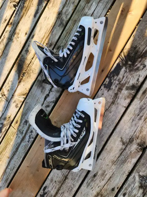 gardien de but patin 8.5 EE in Hockey in Drummondville - Image 2