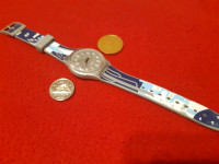 Montre Suisse Swatch bracelet silicone, (pile Renata neuf)