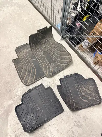 Winter mats in good condition