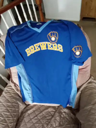 BLUE MLB MILWAKEE BREWERS BASEBALL JERSEY SIZE ADULT LARGE!!, View more
