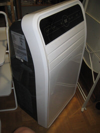 FS: portable air conditioner 10000 btu by Insignia