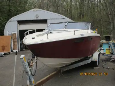 22 ft Chris Craft Scorpion Cuddy Cabin and trailer with new wheels and tries . Inboard/Outboard, Mer...