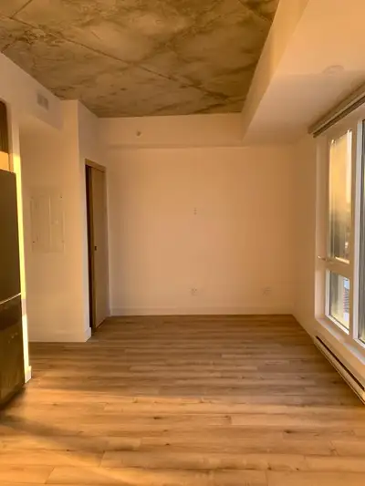 All Inclusive studio In Outremont