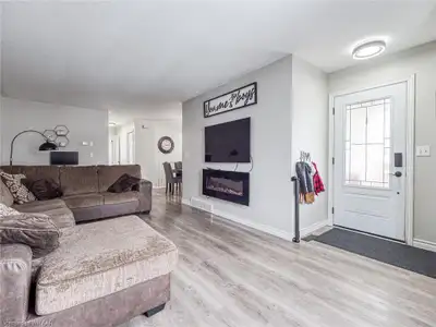 WOODSTOCK - 2 BEDROOM HOME RENTAL AVAILABLE starting from 1st OCTOBER, 2026 Address: 819 JOHN ST, WO...