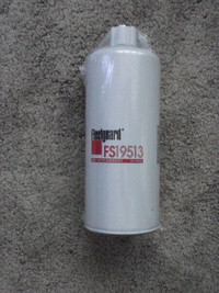 Fleetguard FS19513 Water Seperator Fuel Filter