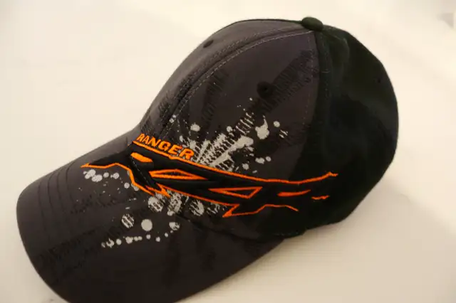 POLARIS RANGER RZR Baseball Cap Adult Size Exc. Condition in ATV Parts, Trailers & Accessories in Guelph - Image 2